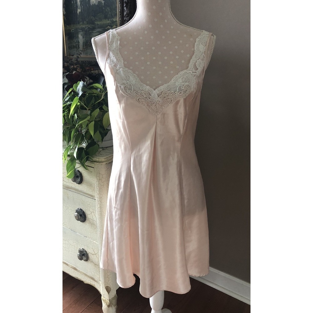 Vtg Val Mode Babydoll Sexy Lingerie Candlelight Ivory Satin & Lace Size Medium